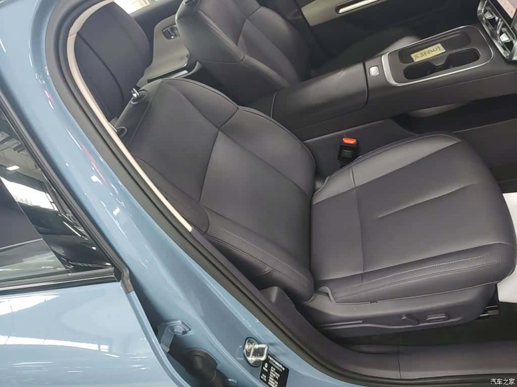 Leapmotor B01, 2025 25