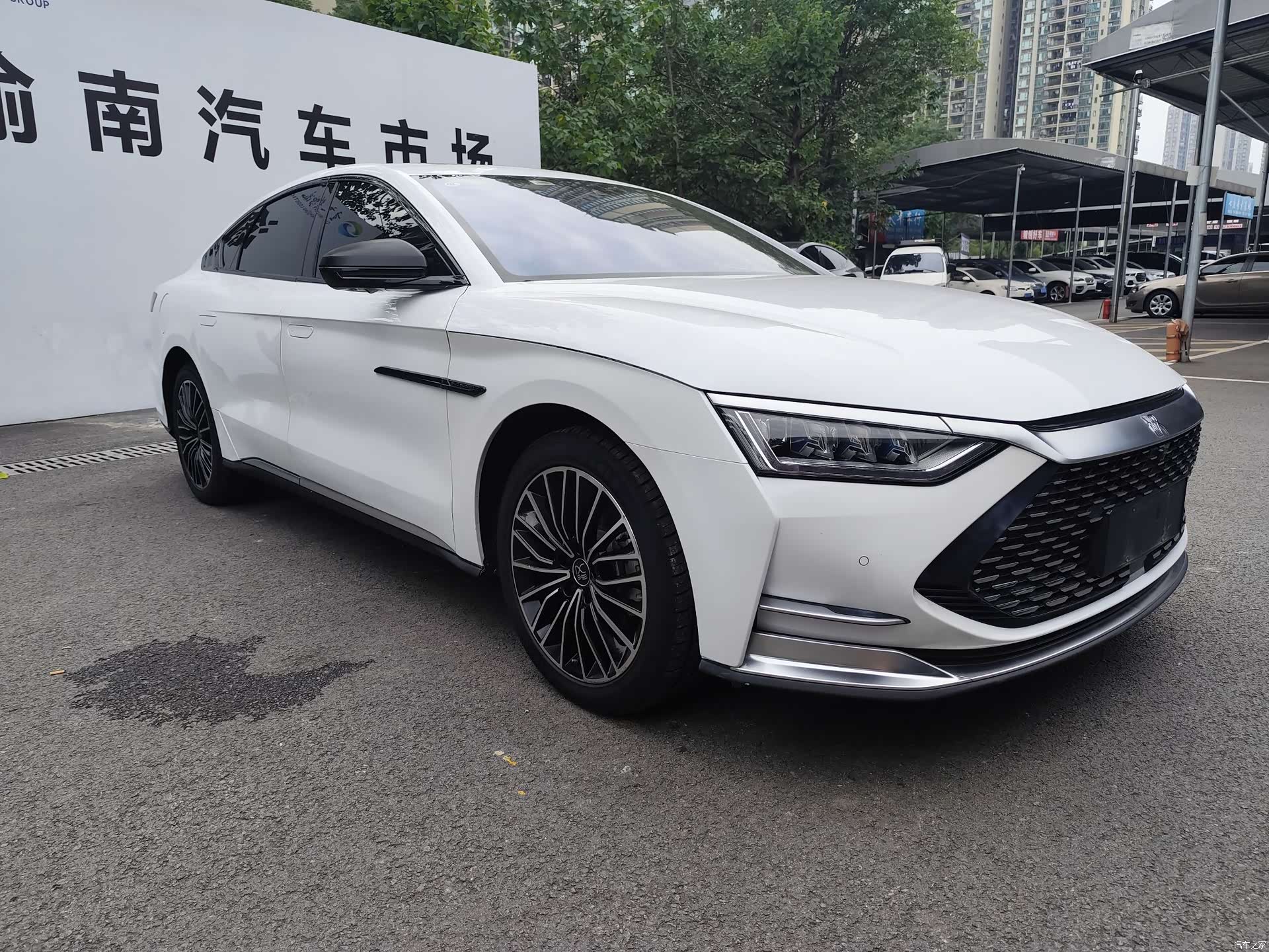 BYD Han, 2022 3