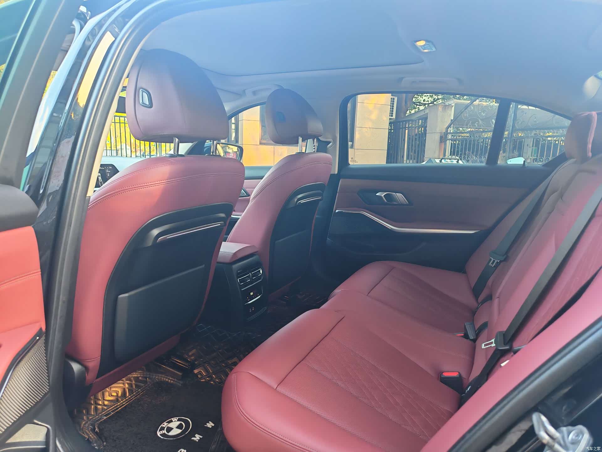 BMW 3 Series, 2022 7