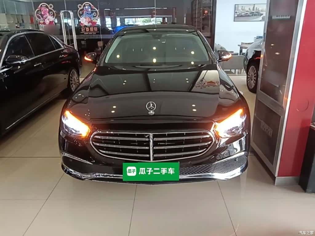 Mercedes-Benz E-Class, 2023 3