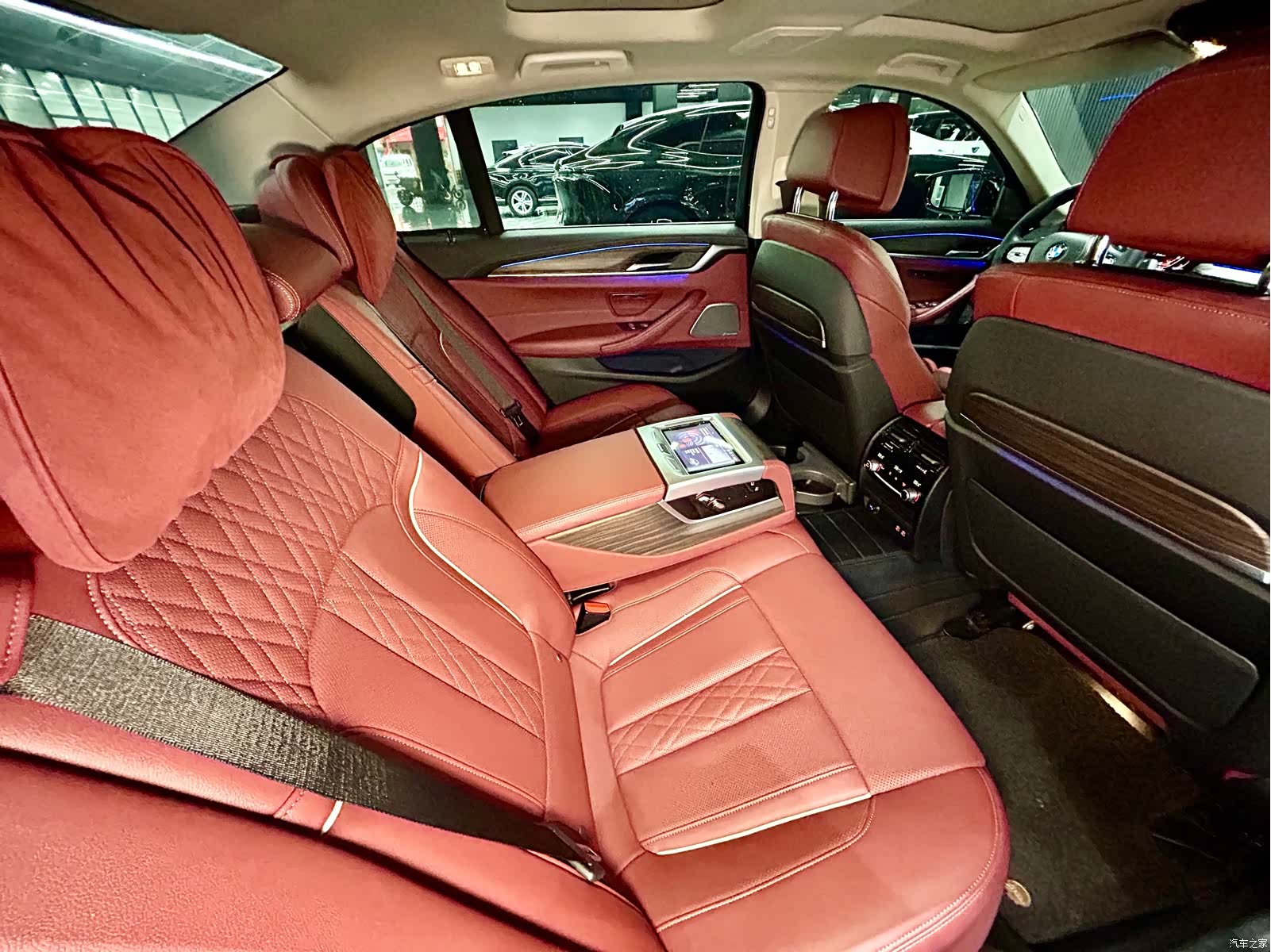 BMW 5 Series, 2021 38