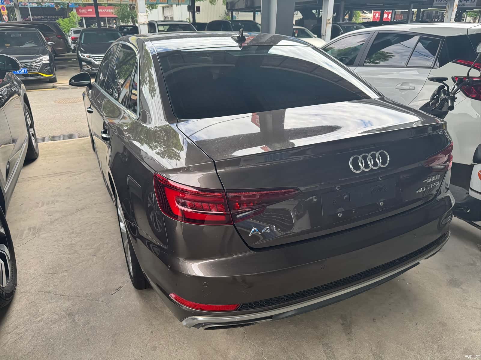 Audi A4L, 2019 11