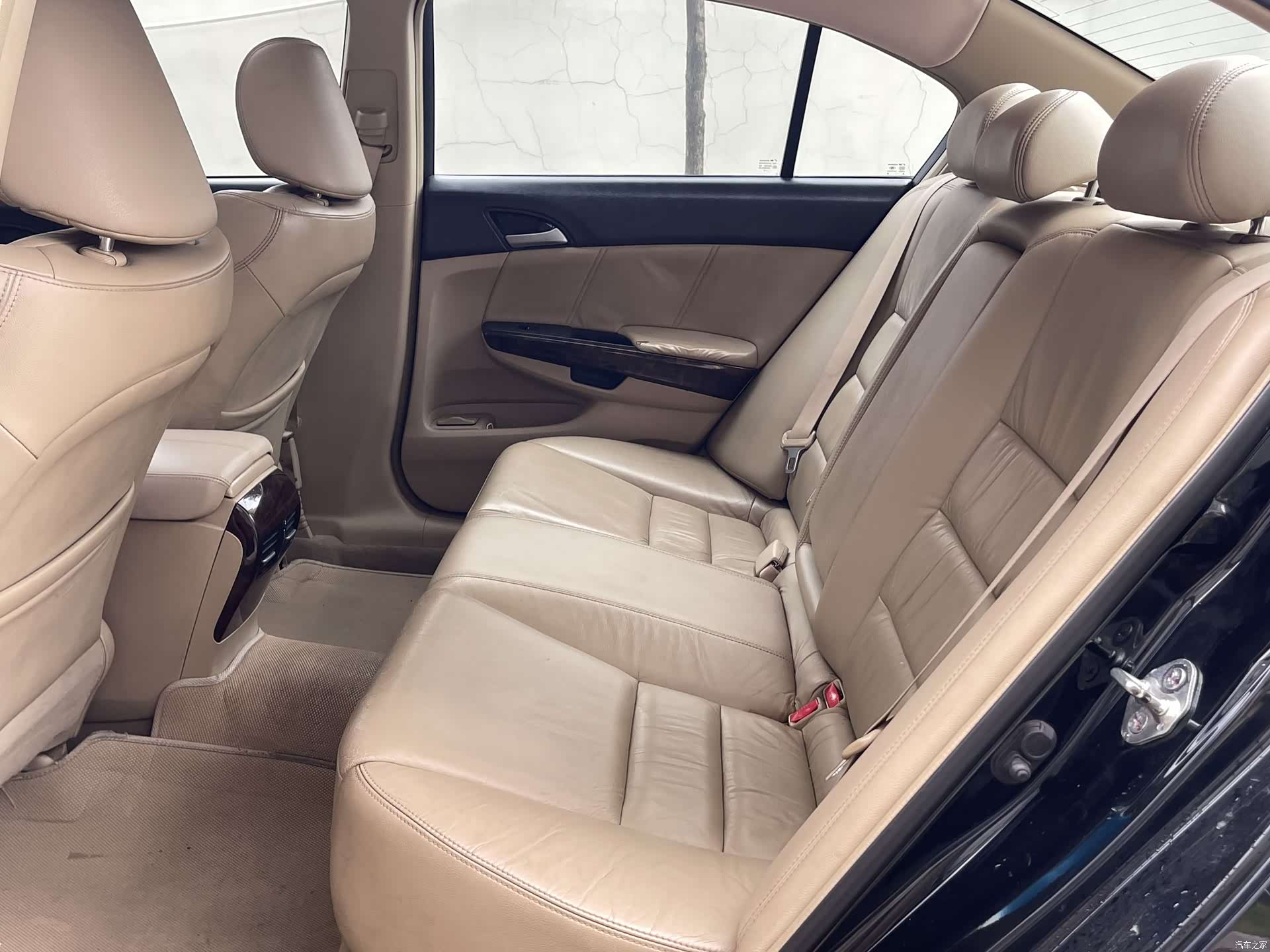 Honda Accord, 2009 6