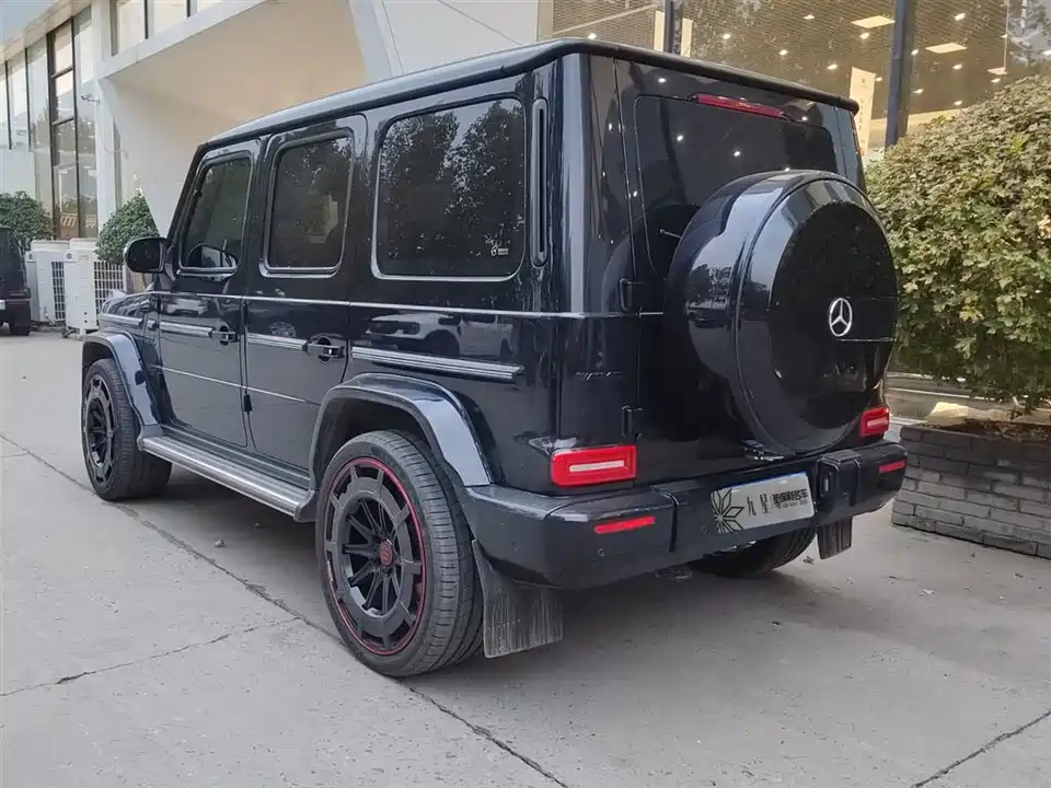 Mercedes-Benz G-class
