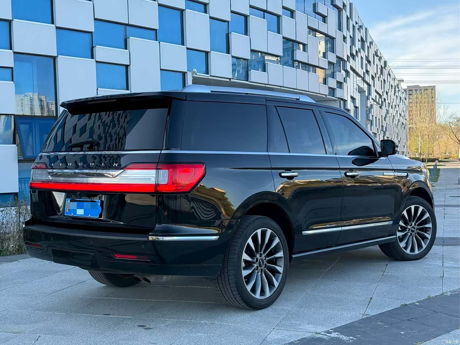 Lincoln Navigator, 2018 9
