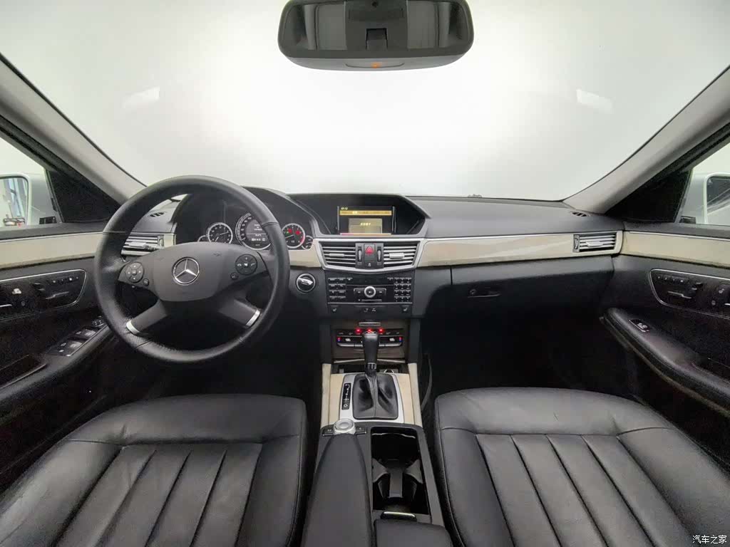 Mercedes-Benz E-Class, 2010 все фото