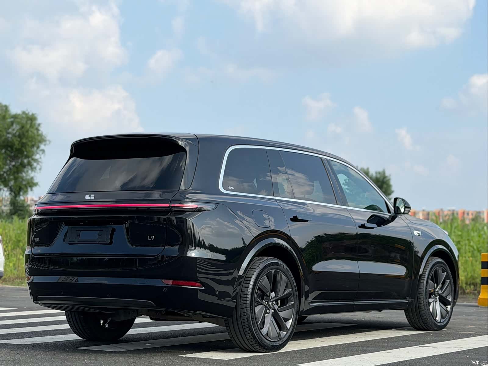 Li Auto L9, 2024 4