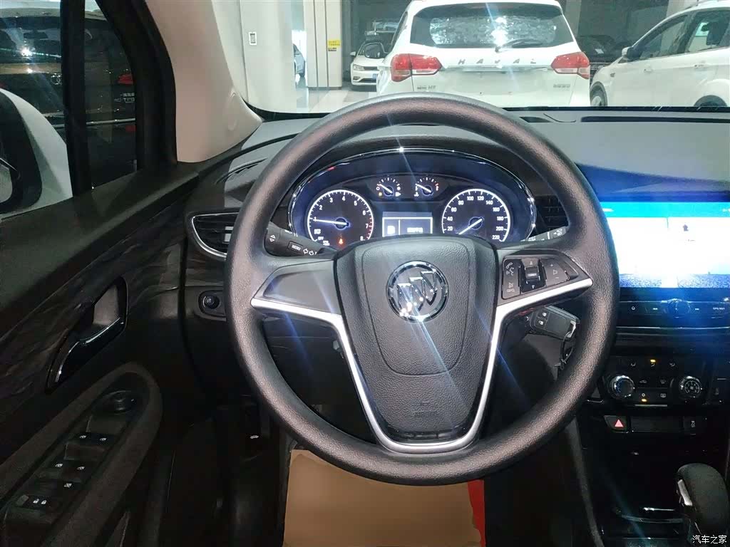Buick Encore, 2017 11