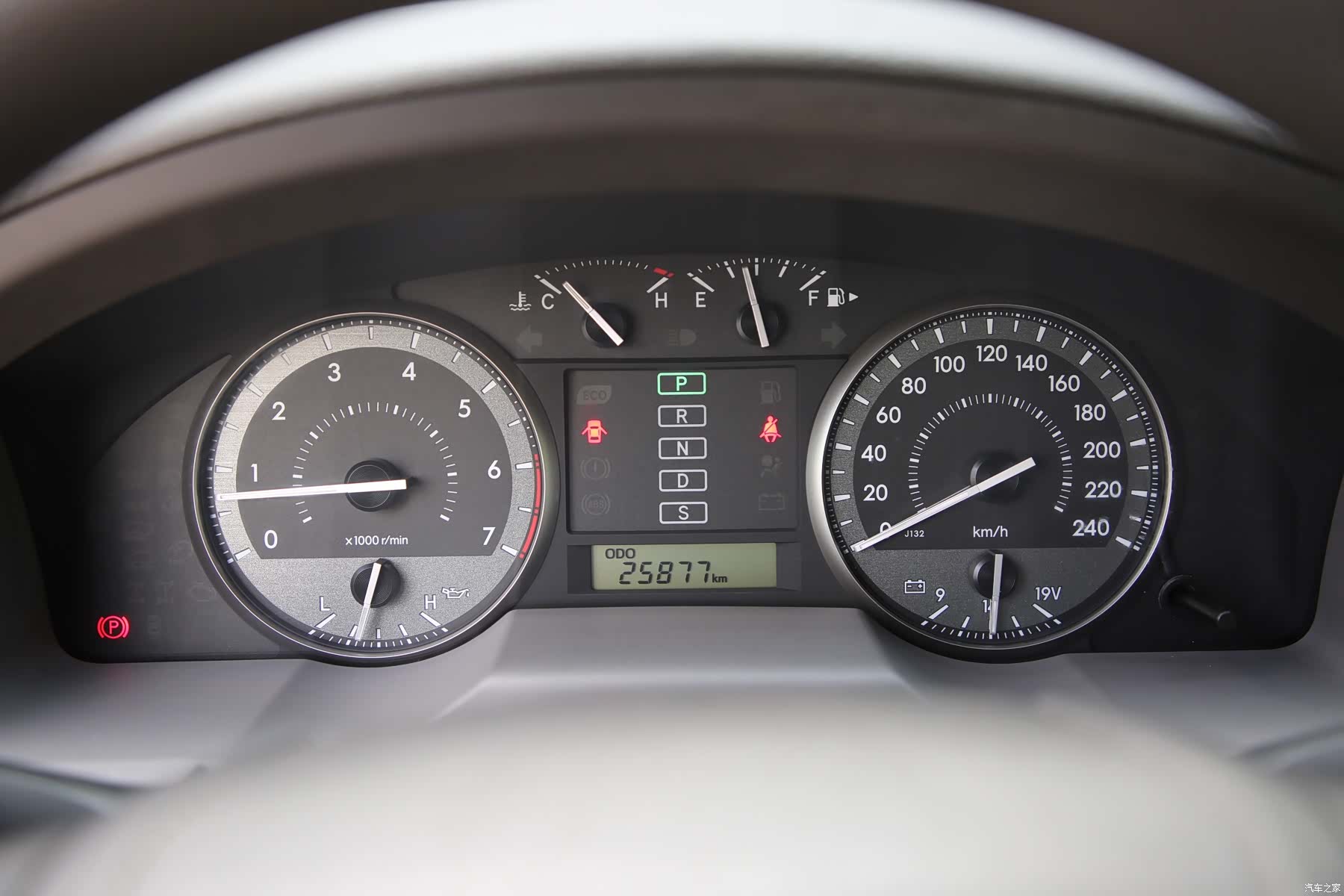 Toyota Land Cruiser, 2019 12