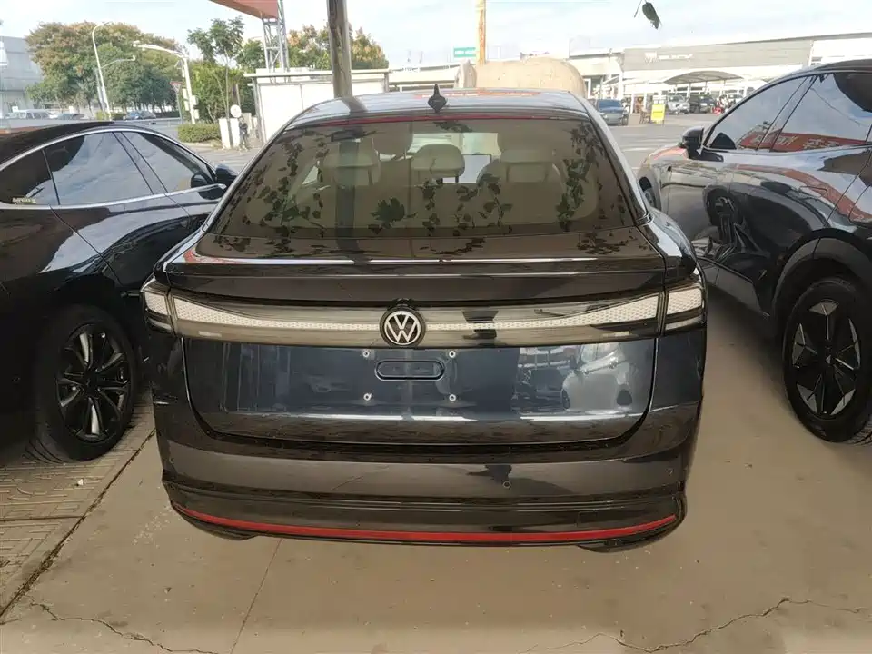 Volkswagen ID.7 VIZZION