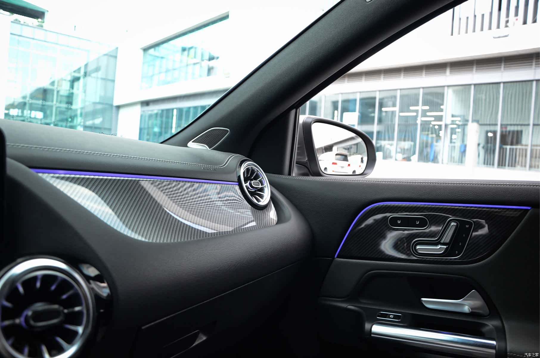 Mercedes-Benz GLA, 2022 21