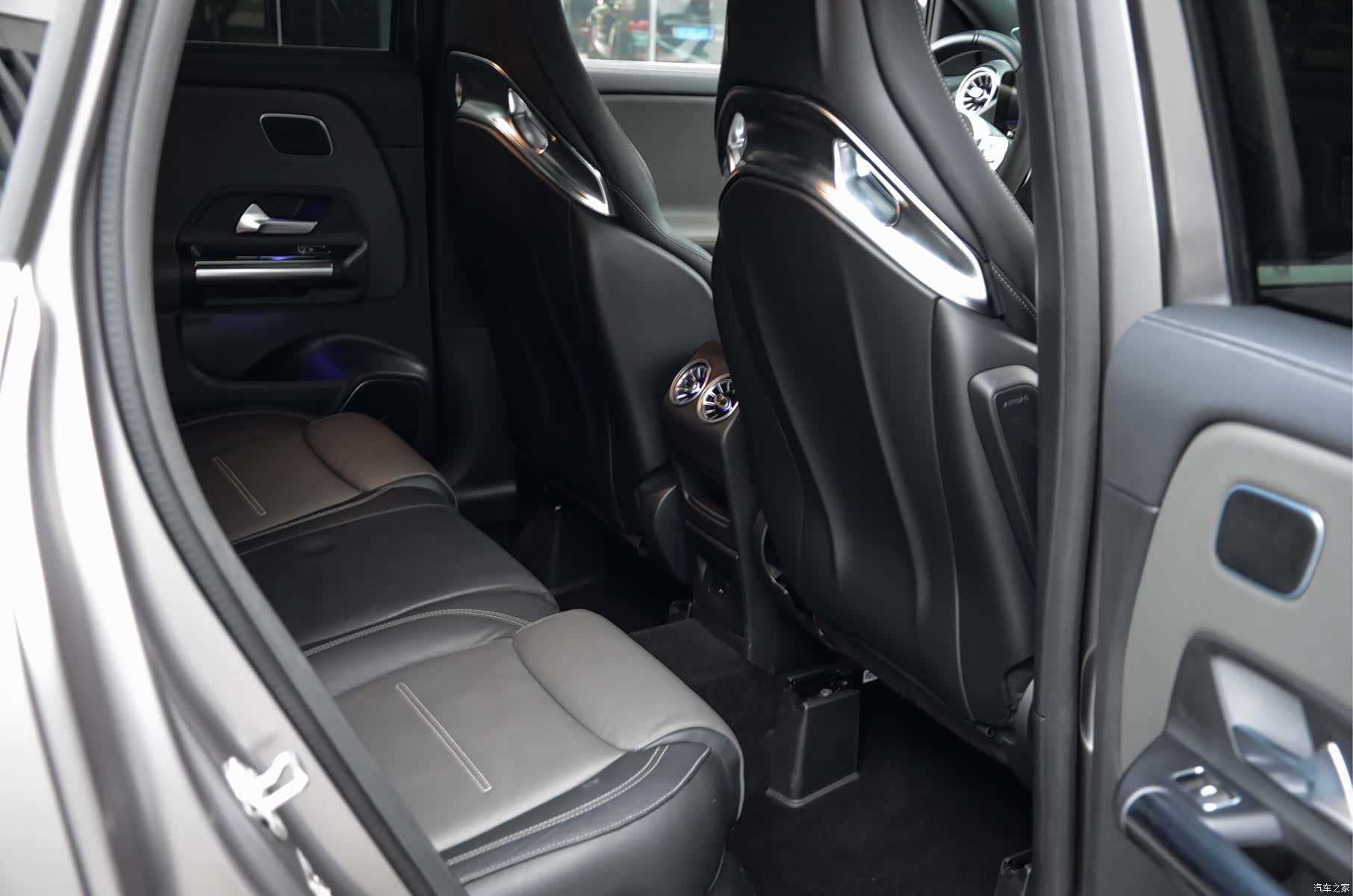 Mercedes-Benz GLA, 2022 18