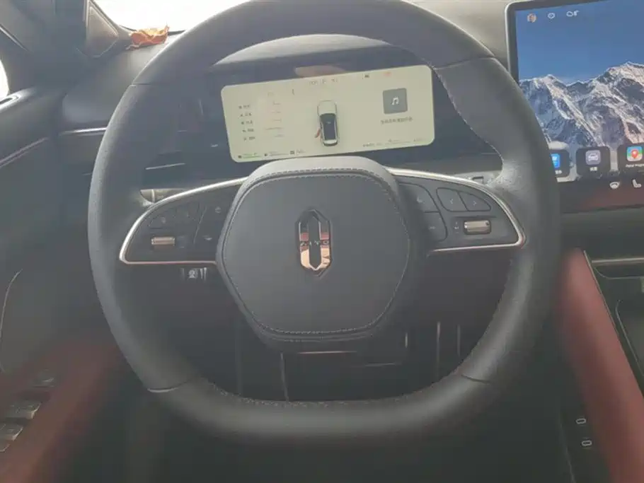 AITO Ask the world M5