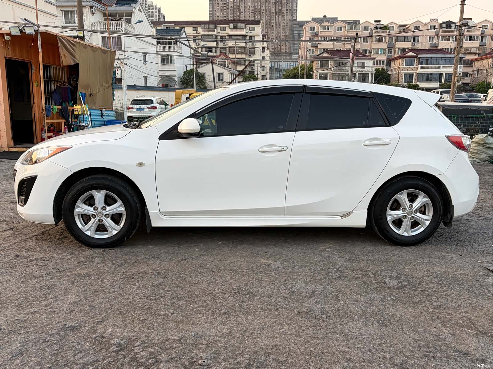 Mazda 3, 2013 7