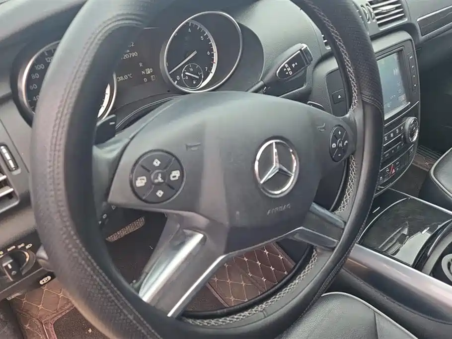 Mercedes-Benz R-class