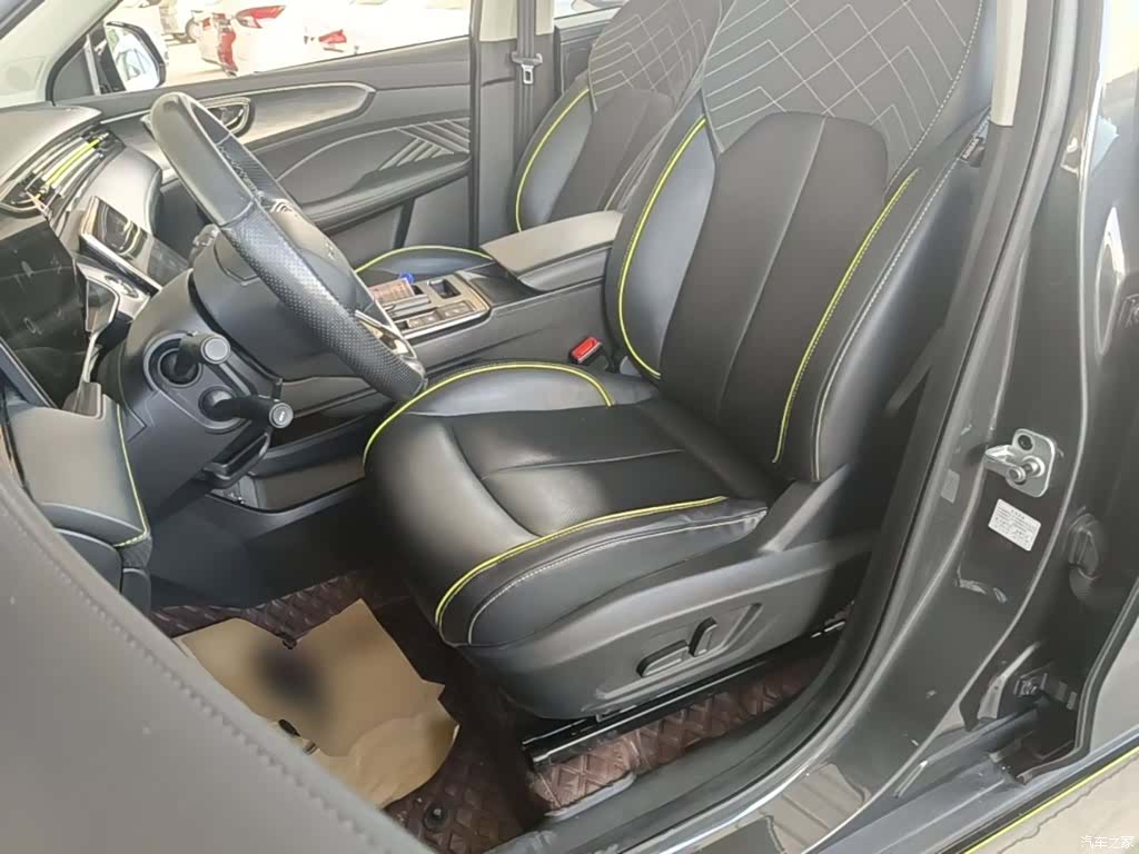 Roewe RX5, 2022 15