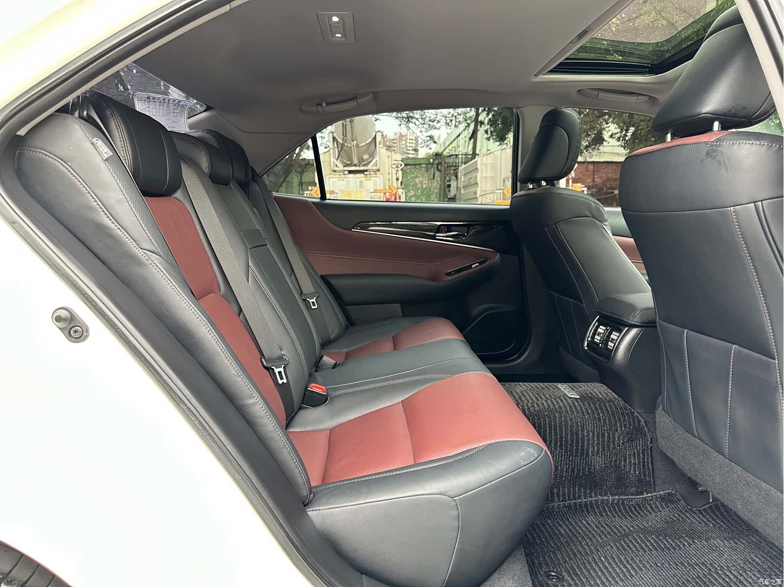Toyota Crown, 2019 7