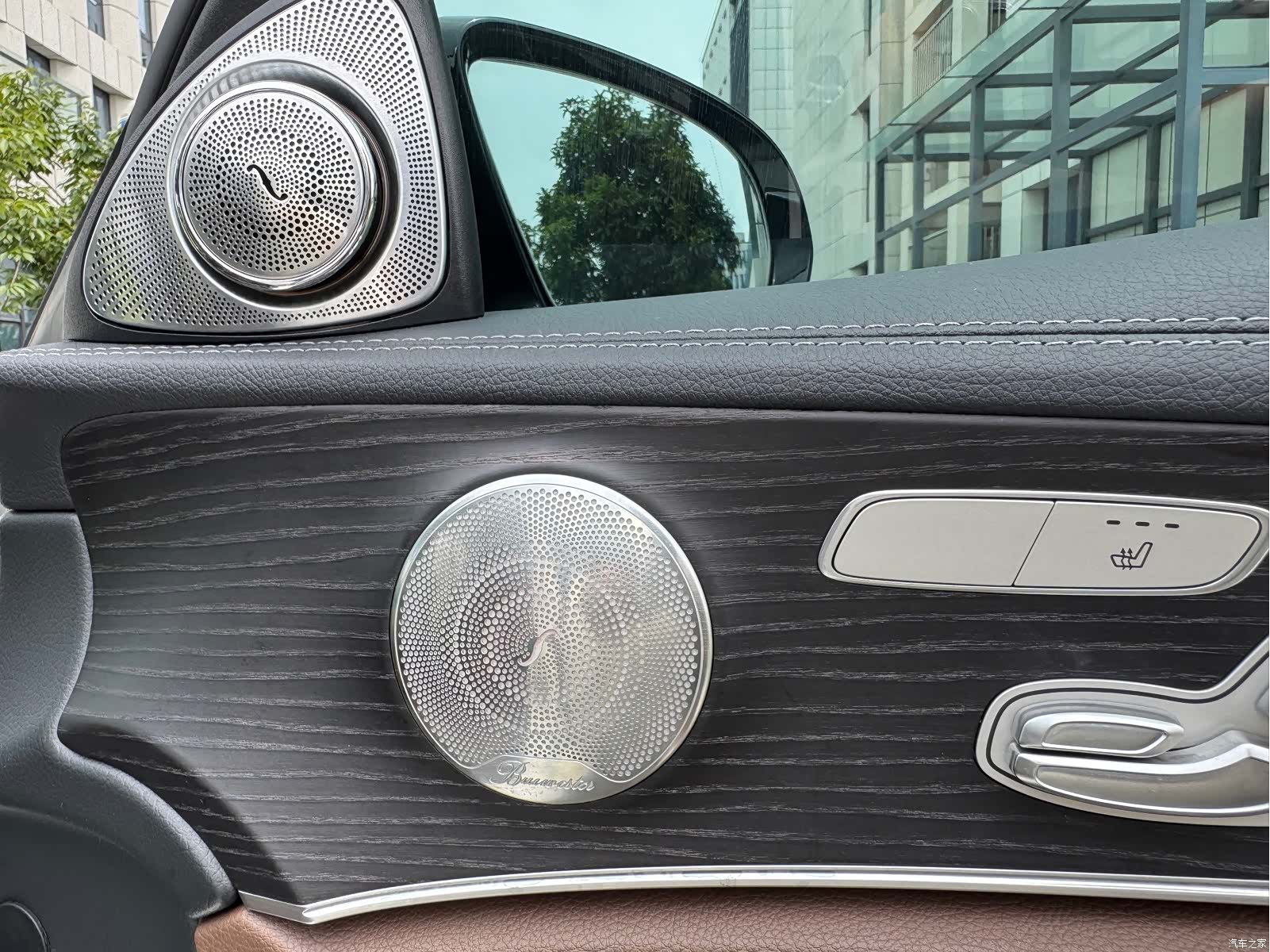 Mercedes-Benz E-Class, 2019 16