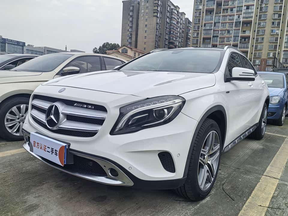 Mercedes-Benz GLA