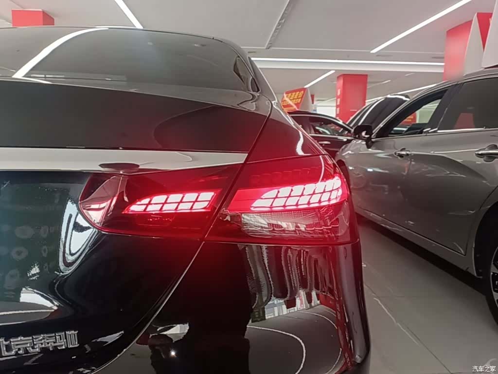 Mercedes-Benz E-Class, 2023 8
