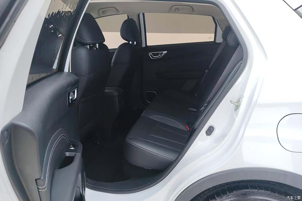 Geely X3, 2020 11
