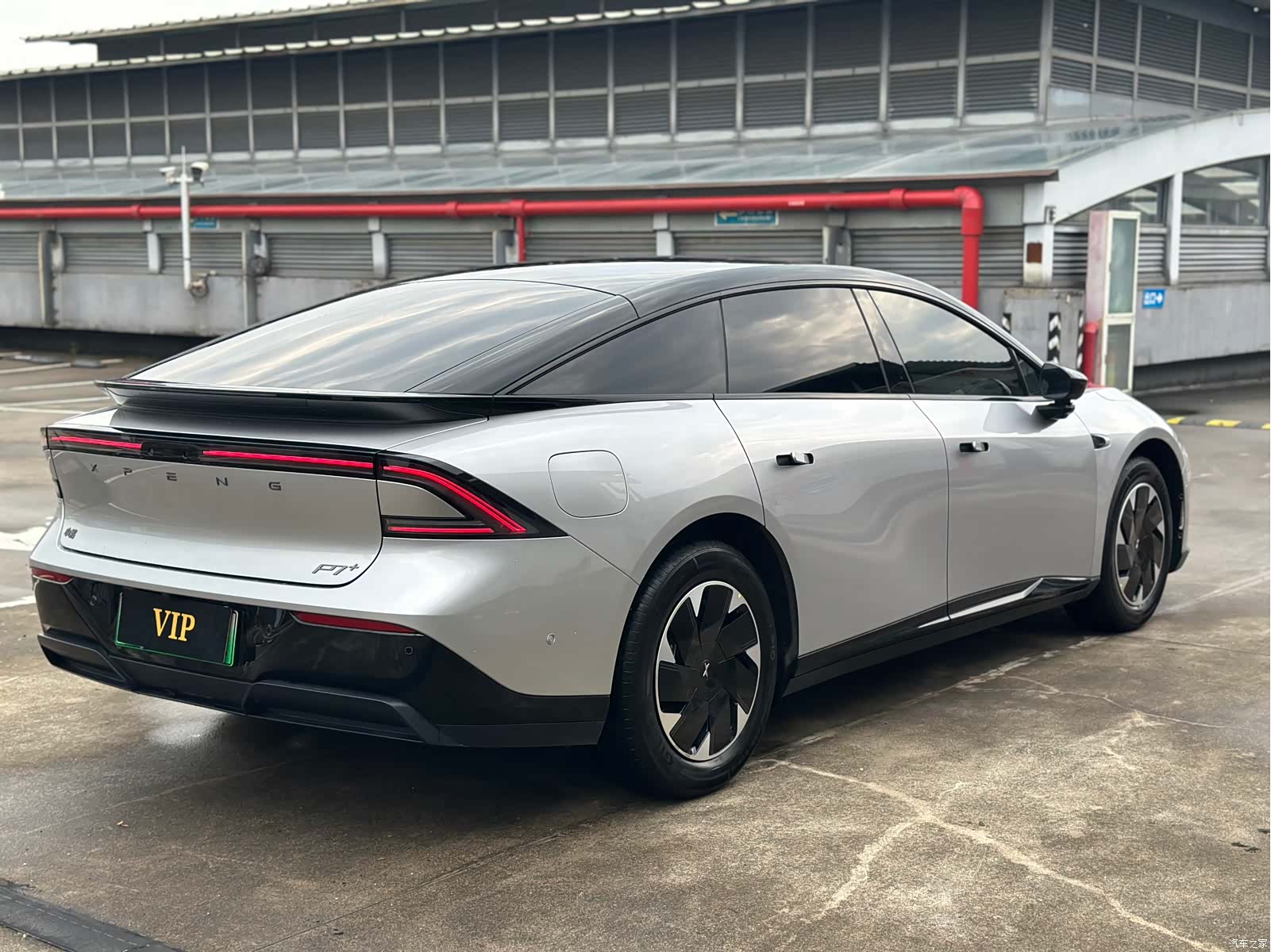 Xpeng P7, 2025 8