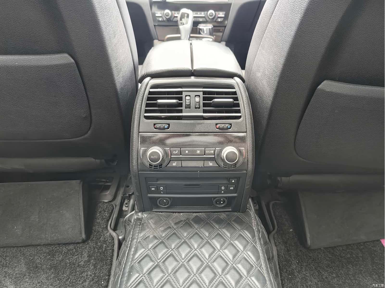 BMW 7 Series, 2012 18