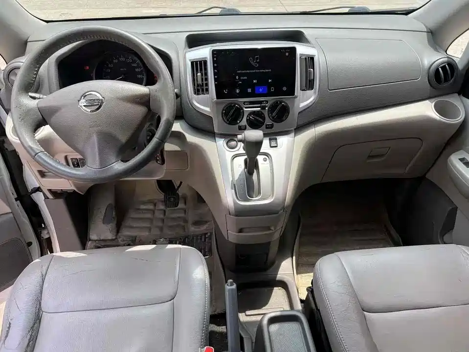 Nissan NV200