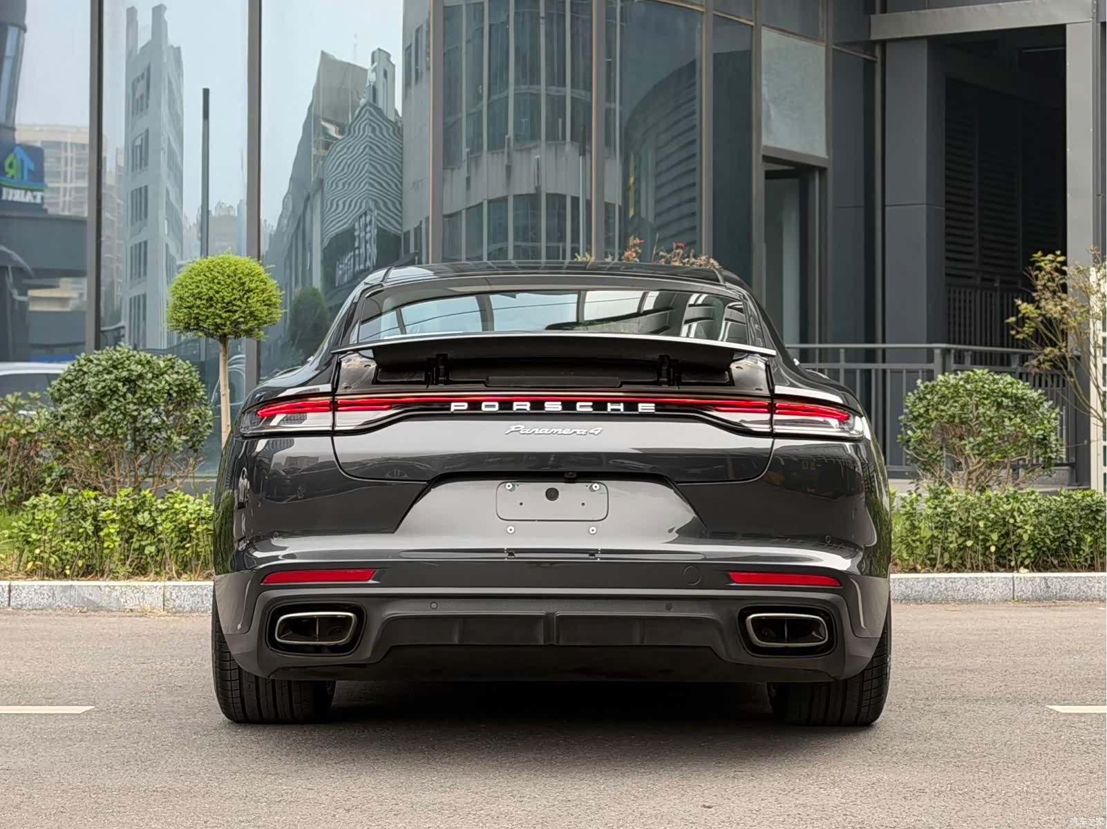 Porsche Panamera, 2022 4