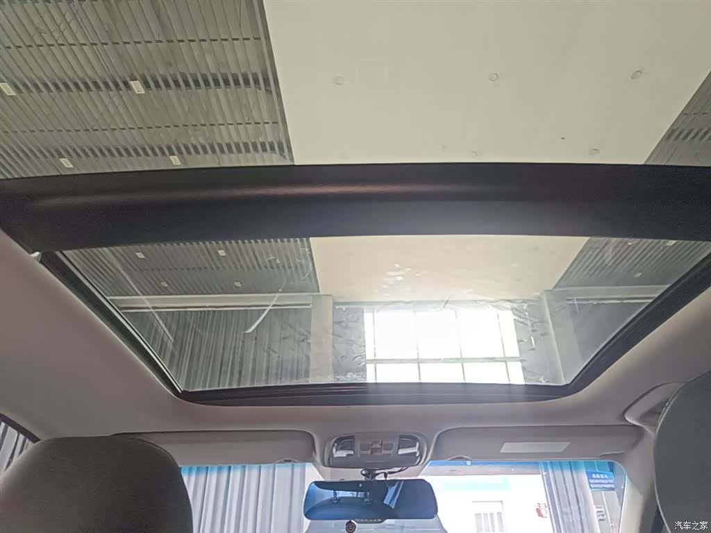 Kia K5, 2017 18