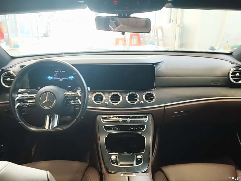 Mercedes-Benz E-Class, 2021 10