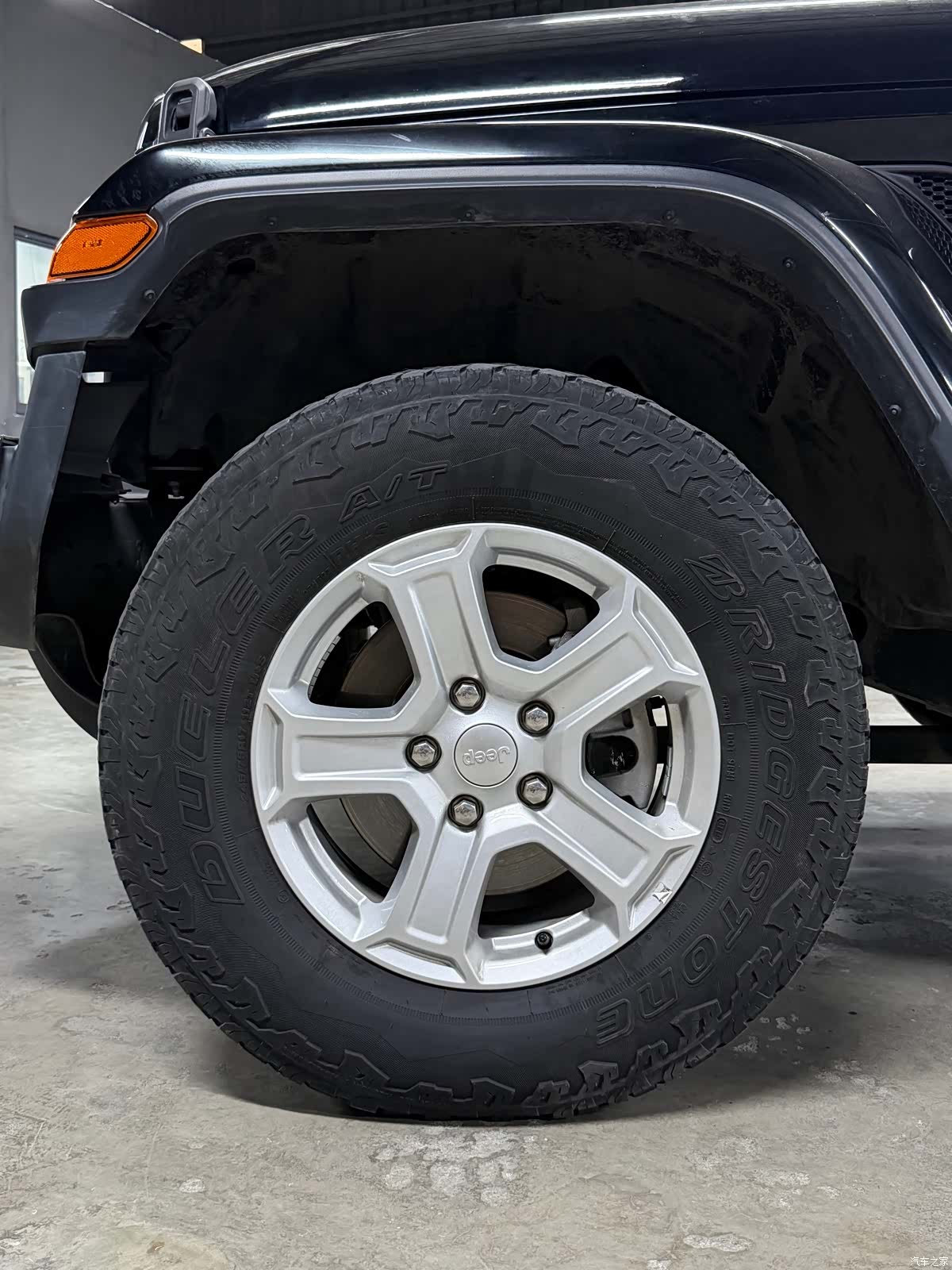Jeep Wrangler, 2019 11