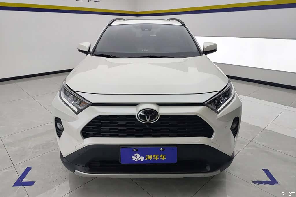 Toyota RAV4, 2021 2