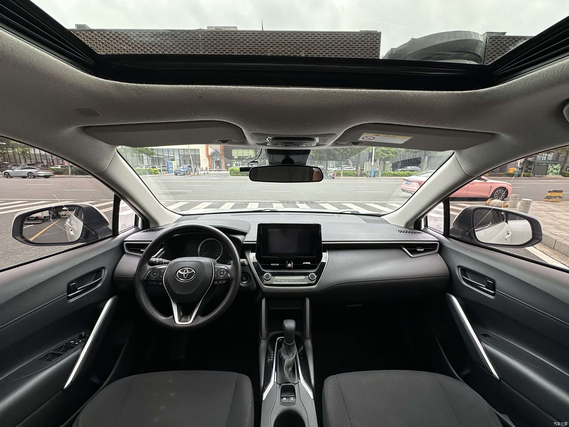 Toyota Frontlander, 2022 13