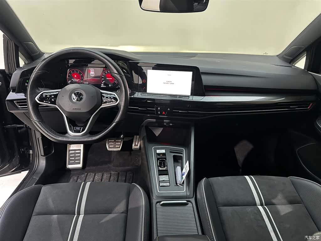 Volkswagen Golf, 2022 7