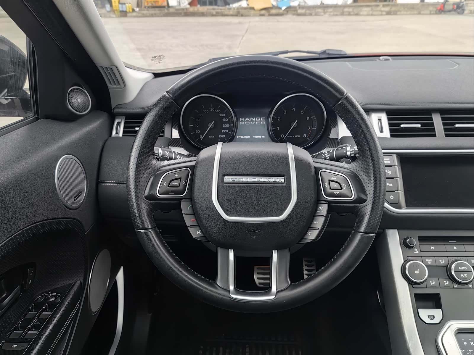 Land Rover Range Rover, 2015 12