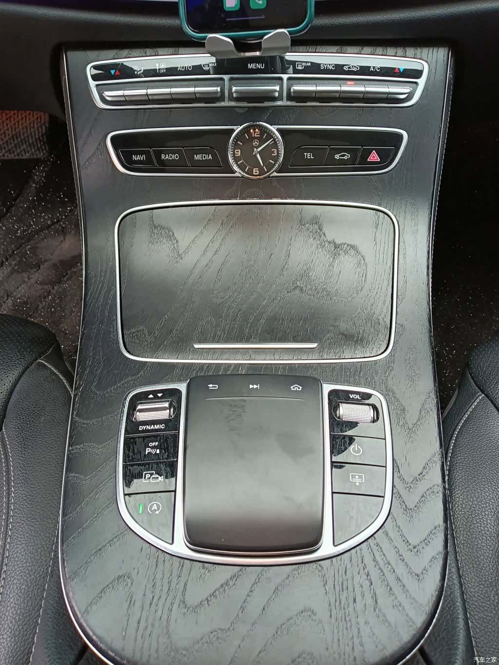 Mercedes-Benz E-Class, 2019 19