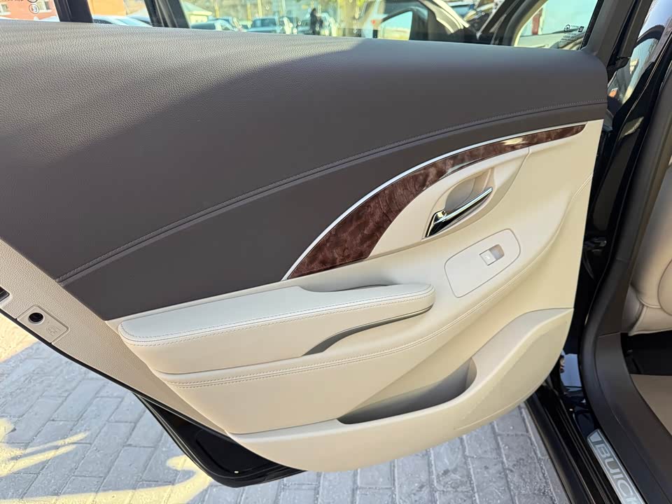 Buick Lacrosse