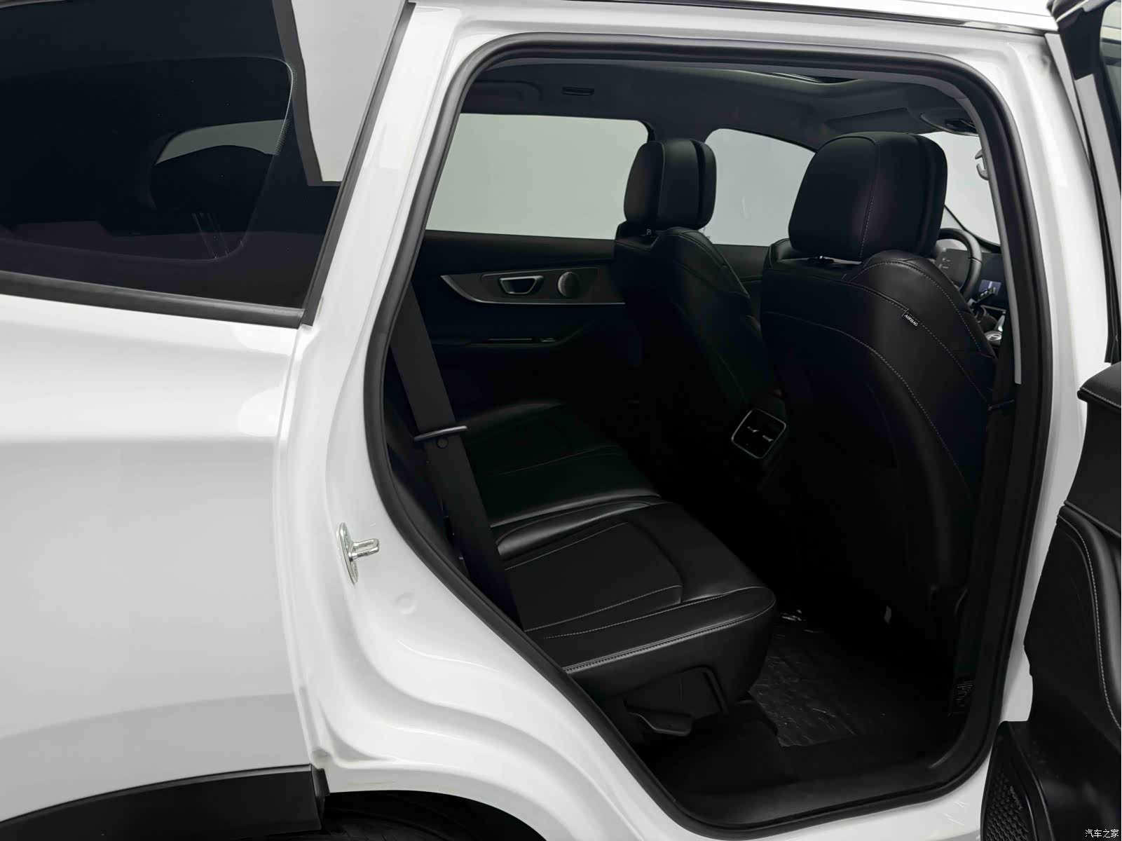 Chery Tiggo 8 Plus, 2024 17