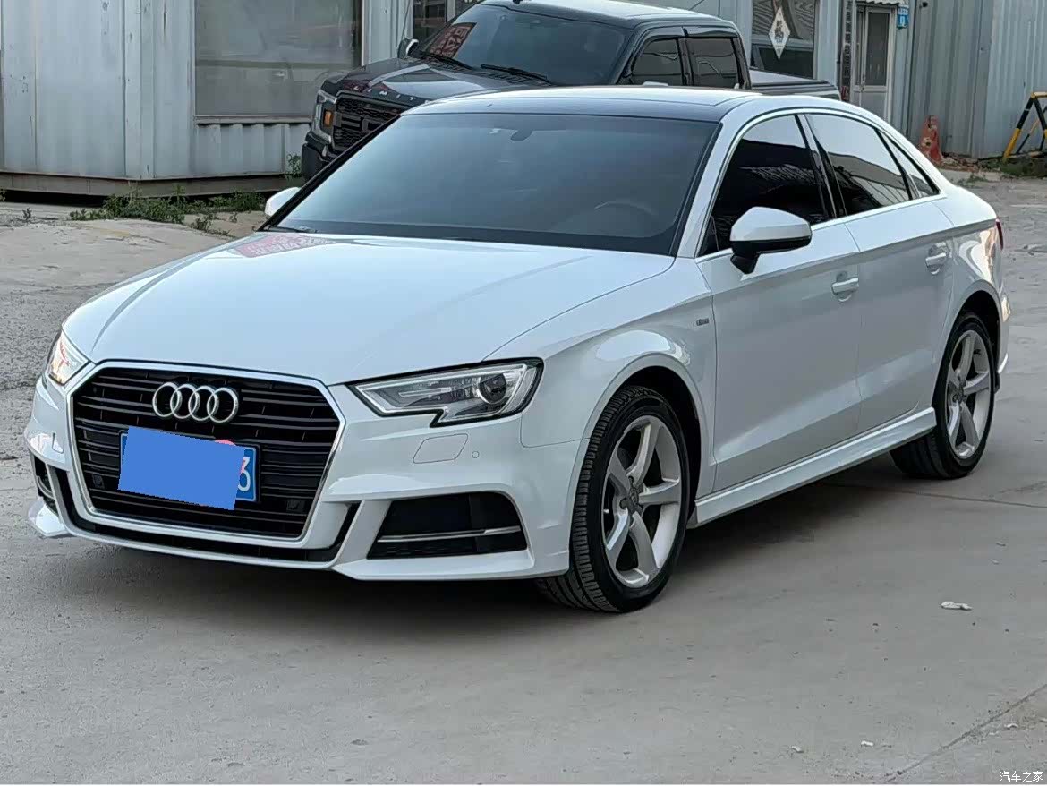 Audi A3, 2018 1