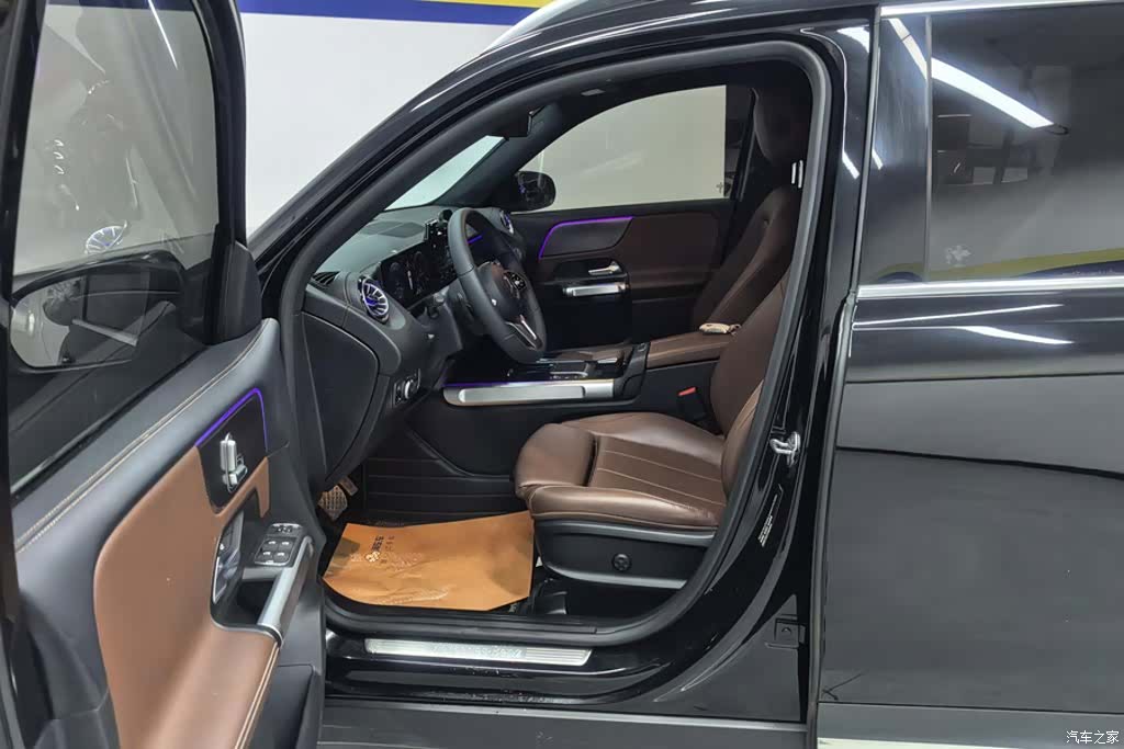 Mercedes-Benz GLB, 2022 9