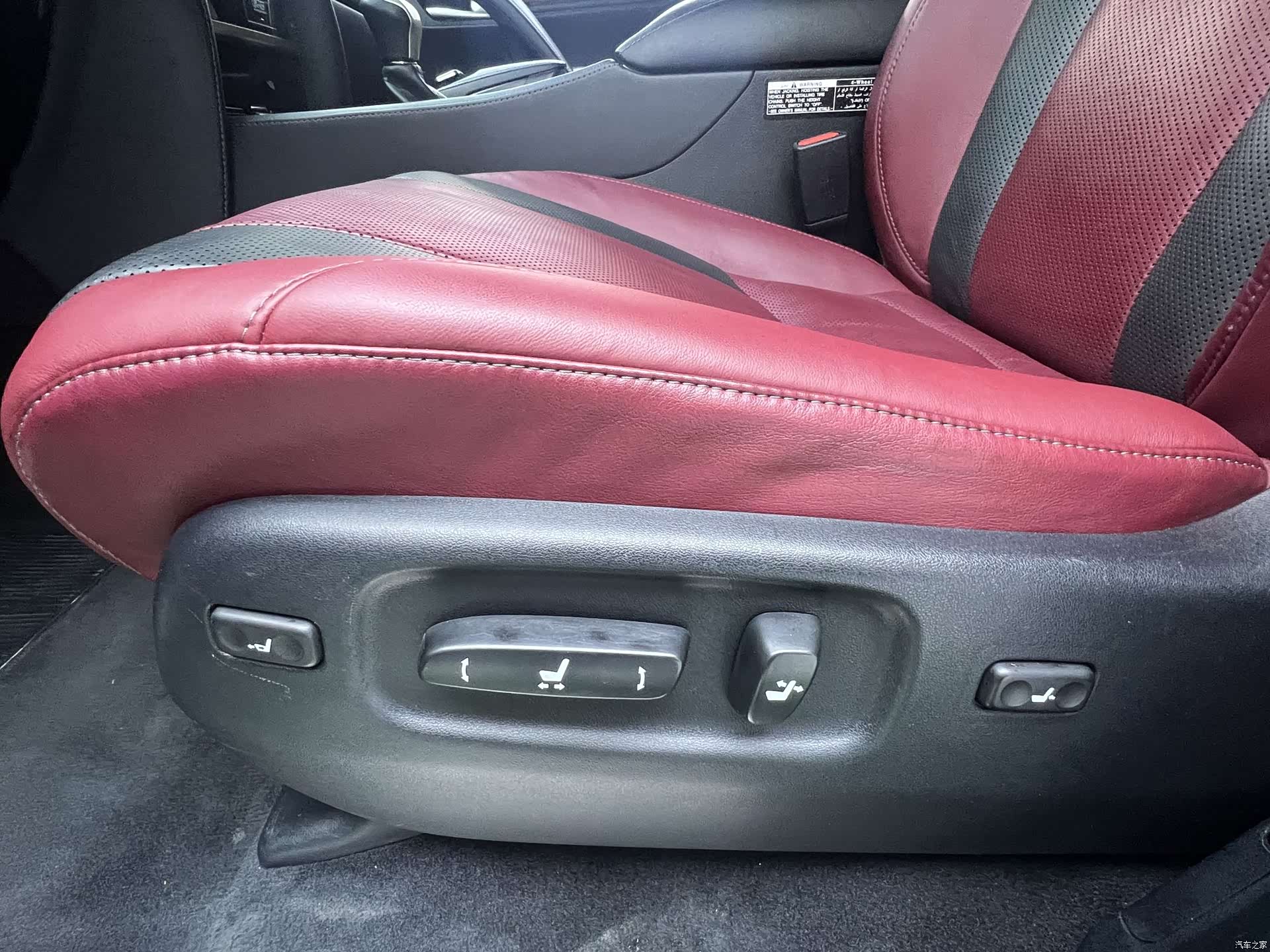 Lexus LX, 2019 24