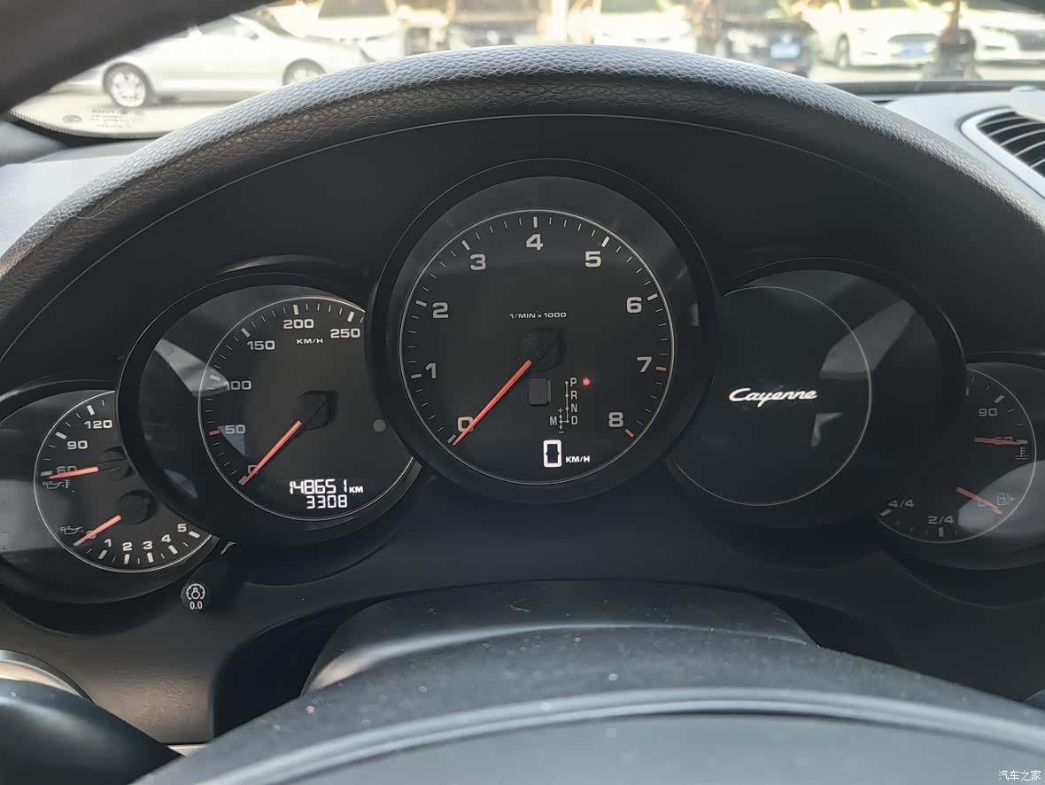 Porsche Cayenne, 2012 26