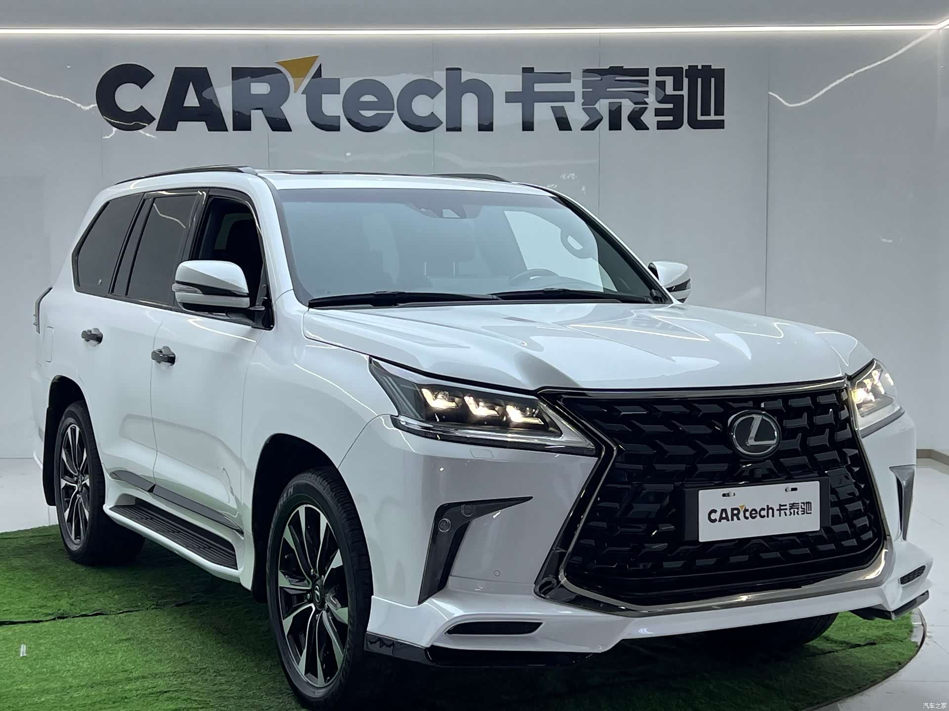 Lexus LX, 2022 6