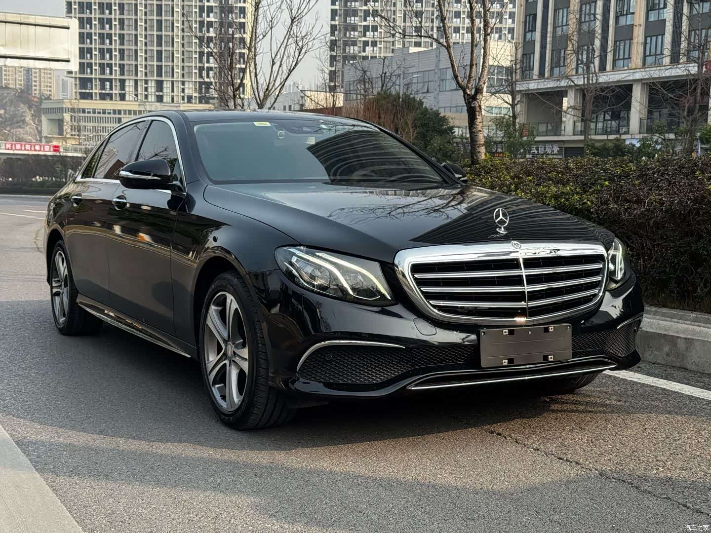 Mercedes-Benz E-Class, 2016 4