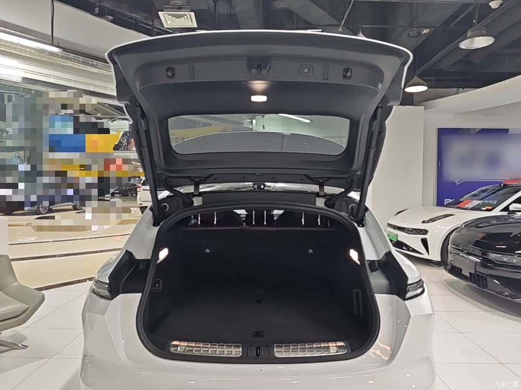 NIO ET5, 2025 13