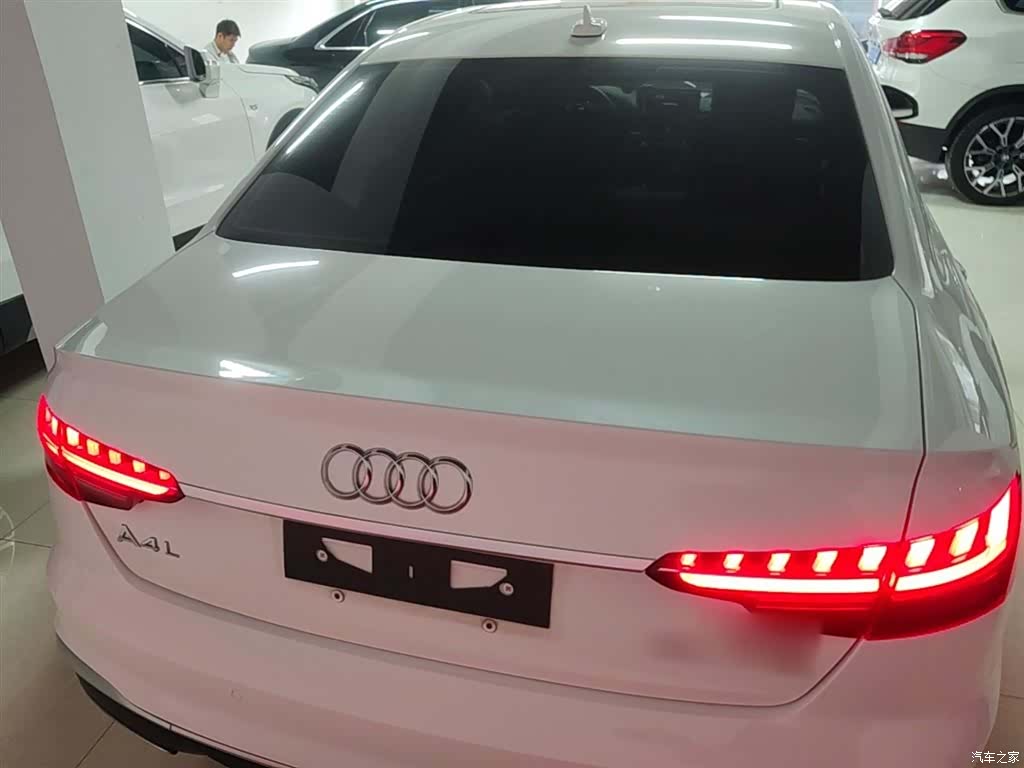 Audi A4L, 2020 6