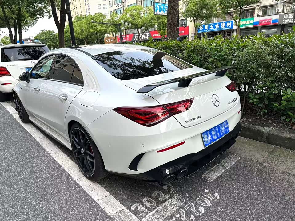 Mercedes-Benz CLA AMG