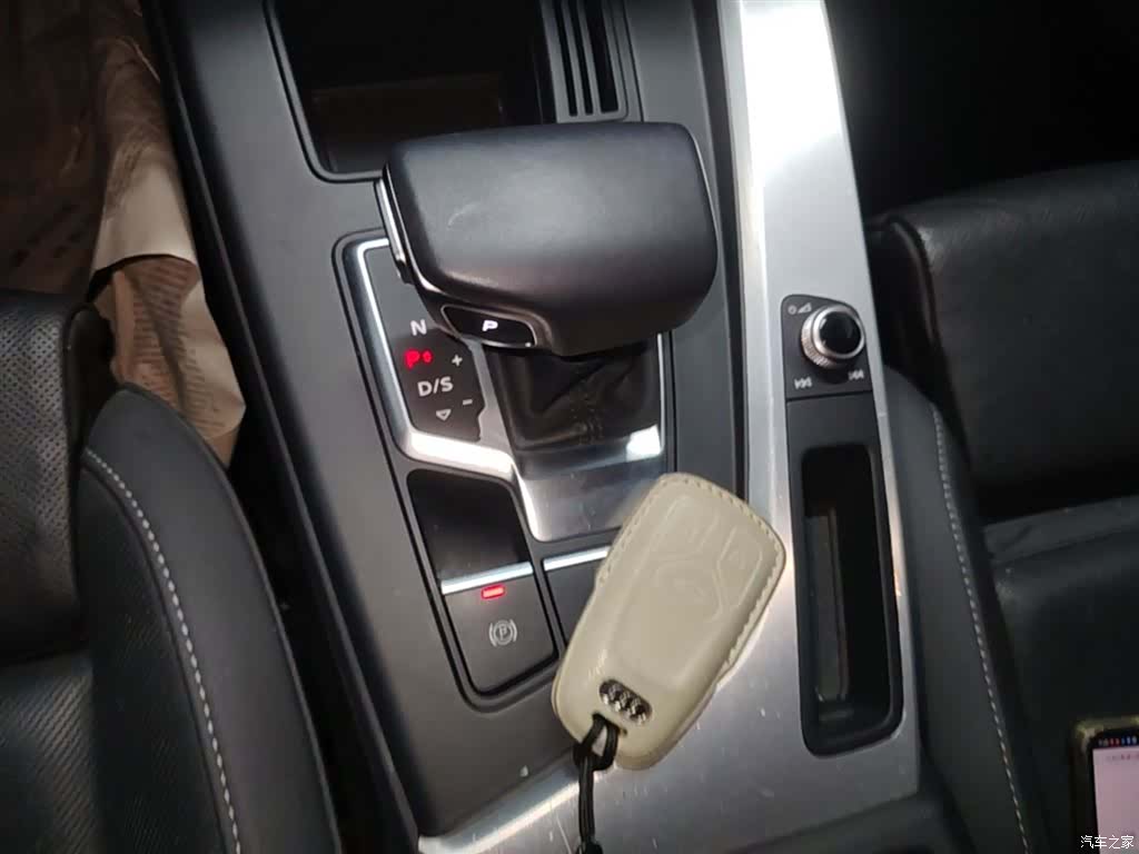 Audi A4L, 2020 14
