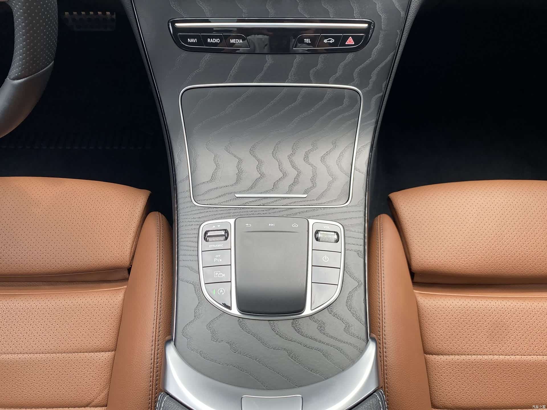 Mercedes-Benz C-Class, 2020 16